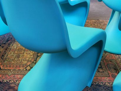 Verner PANTON (1926-1998)

Suite of six chairs...