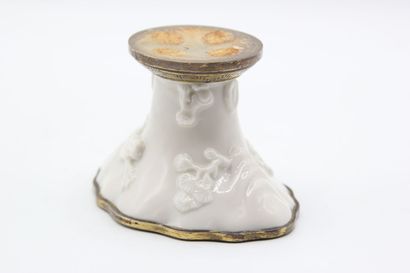 CHINA and Gustave KELLER.

Cup mounted in...