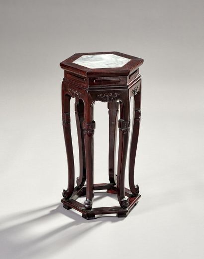 CHINA.

Hexagonal rosewood sheath standing...