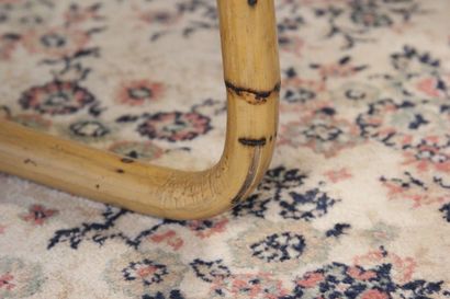 Rattan coffee table.

Folding legs.

Woven...