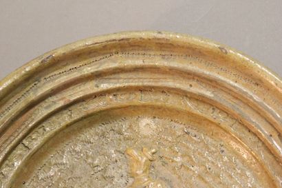 Dish of circular form out of enamelled terra...