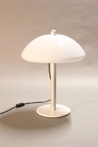 I GUZZINI.

Lamp of mushroom form. in metal...
