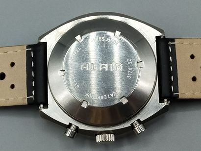 MERCEDES.

Men's chronometer wristwatch,...