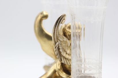 BOIN TABURET 

Bouquet holder in vermeil...