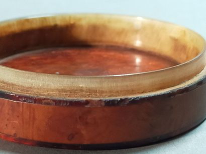 Small circular box in tortoiseshell and burr...