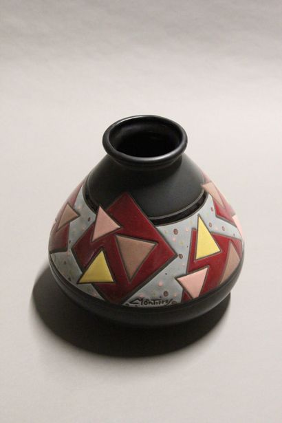 MONTIERES,Amiens

Vase of piriform form out...