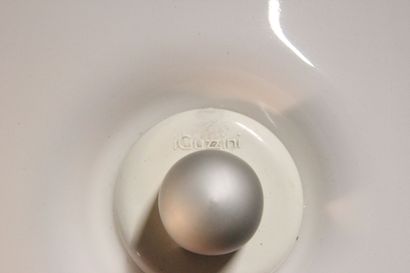I GUZZINI.

Lamp of mushroom form. in metal...