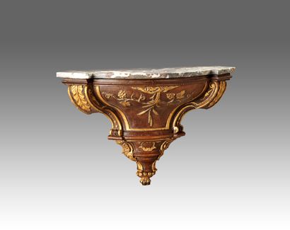 Important half-moon shaped curved console...