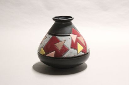 MONTIERES,Amiens

Vase of piriform form out...