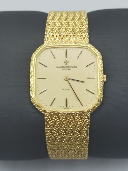 VACHERON CONSTANTIN

Men's wristwatch in...