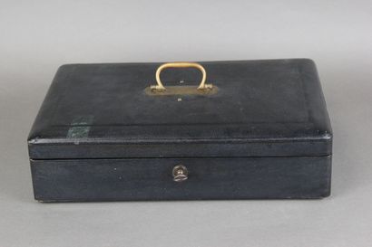 DEBAIN 

Important silver menagere of 137...