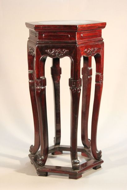CHINA.

Hexagonal rosewood sheath standing...