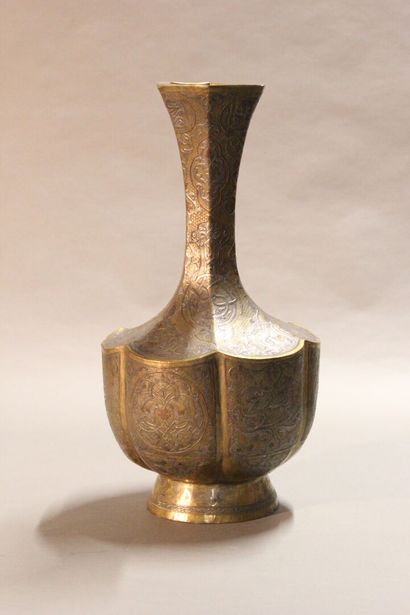 Turkey, Ottoman Empire

Large long-necked...