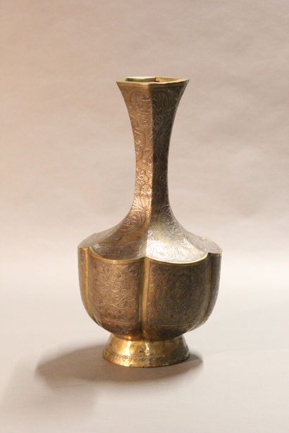 Turkey, Ottoman Empire

Large long-necked...