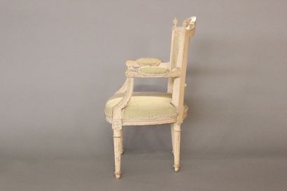 Child's armchair in carved wood and rechambered...