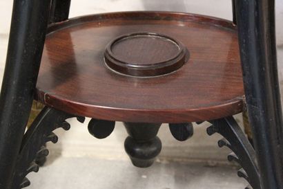Mahogany and mahogany veneer dressing table.

Opens...