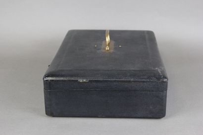 DEBAIN 

Important silver menagere of 137...
