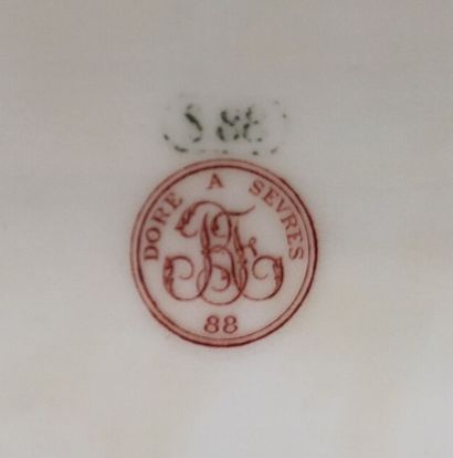 Sevres.

Important especially 
