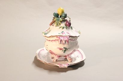 LUNEVILLE.

Covered tureen and its dormant...