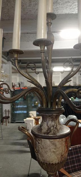 Important pair of candelabras in lacquered...
