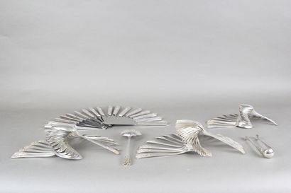DEBAIN 

Important silver menagere of 137...