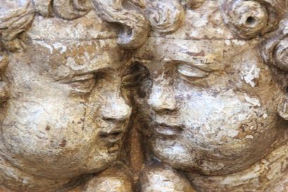 Decorative element in carved gilded wood...