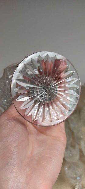 BACCARAT

Part of drink service in cut crystal...