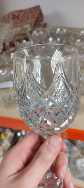 BACCARAT

Part of drink service in cut crystal...