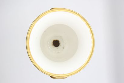Manufacture SAINT HONORE in Paris.

Vase...