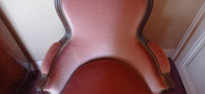 Shepherd's chair in natural wood, the back...