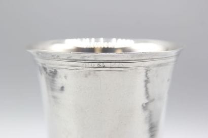 Large silver tulip-shaped tumbler, base decorated...