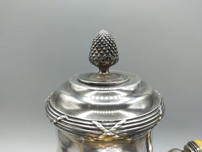 Chocolate pot in silver.
Decorated with crossed...