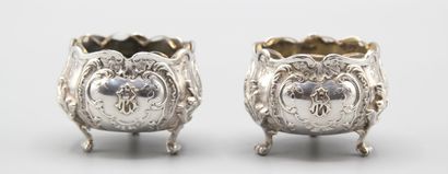 FRAY-HARLEUX.
Pair of silver saltcellars...