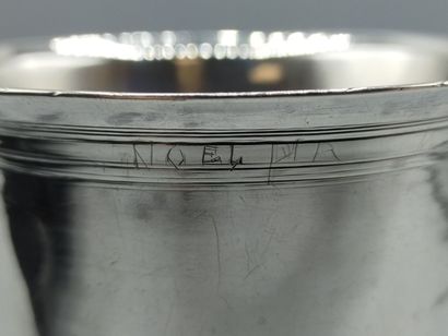 Large silver tulip-shaped tumbler, base decorated...