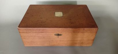 Large natural wood Menagère box with large...