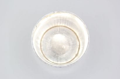 Grande timbale droite en argent.
Fond plat.
Cartouche...