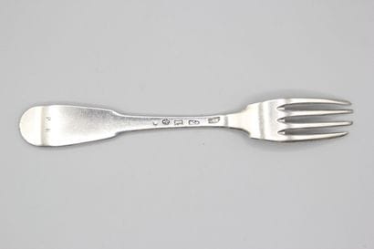 NARBONNE 1782 
Fourchette de table en argent...