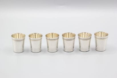 Service à liqueur en argent composé de ses...