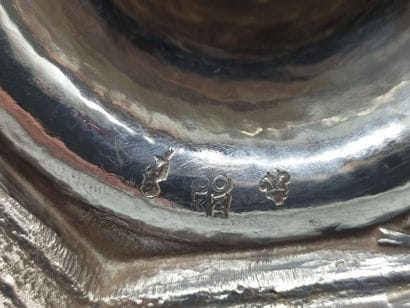 CONDOM vers 1750.
Rare paire de flambeaux...