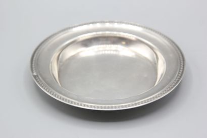 Bottle coaster in silver.
Border decorated...
