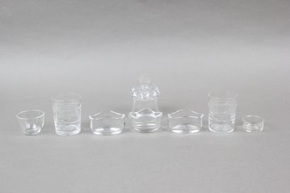 Important Lot in crystal composed of:
-Pair...
