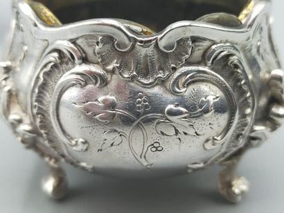 FRAY-HARLEUX.
Pair of silver saltcellars...