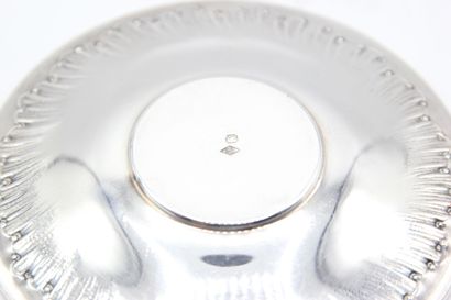 Tasse et soucoupe en argent de St. Louis...