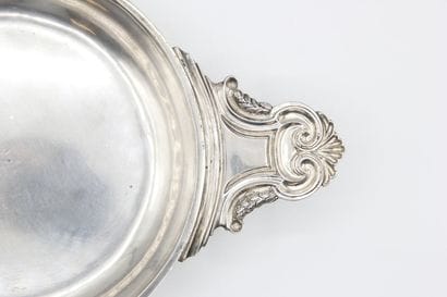 Bourgogne / MÂCON 1780 
Ecuelle en argent...