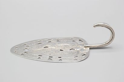 Silver pie plate with chased decoration of...