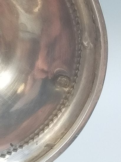 Moutardier en verre ou cristal et monture...