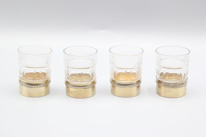 Service composé de ses 4 verres en cristal...