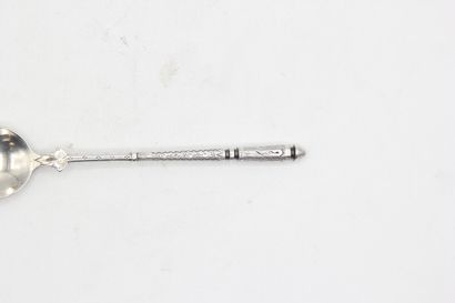 Service de couillères en argent au modèle...