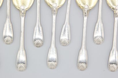 Service à glace en argent de modèle filets...
