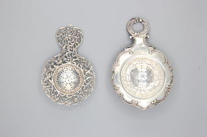NETHERLANDS 1876.
Silver tea-pot holder with...